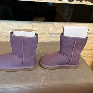 NWT Koolaburra by Ugg - Toddler Koola Short Boot in Montana Grape